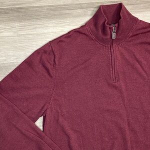 Jos. A. Bank Men's Burgundy 1/4 zip Mockneck 100% merino Wool Sweater sz XL